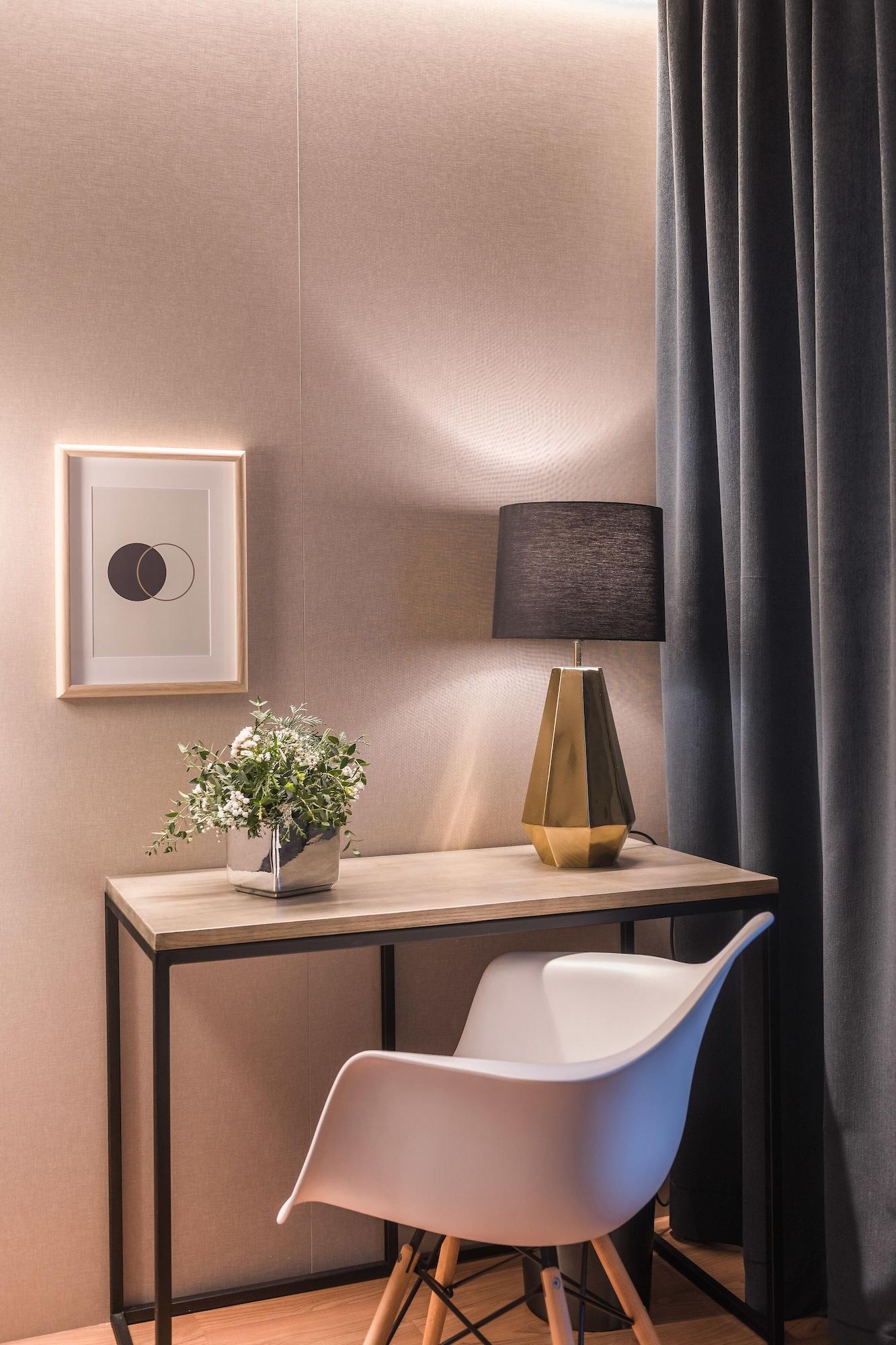 Up Rooms Vic Hotel Εξωτερικό φωτογραφία